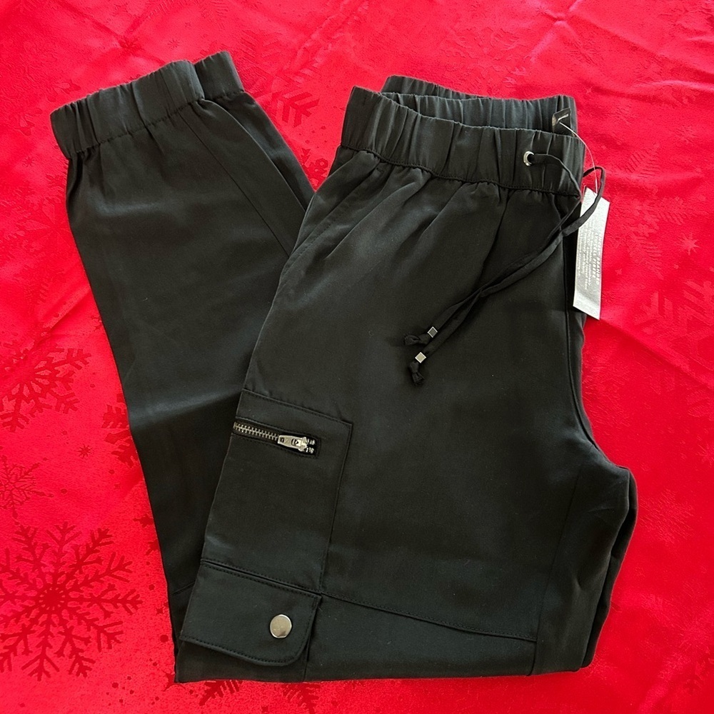 Banana Republic Factory Cargo Jogger BLACK - Picture 4 of 6